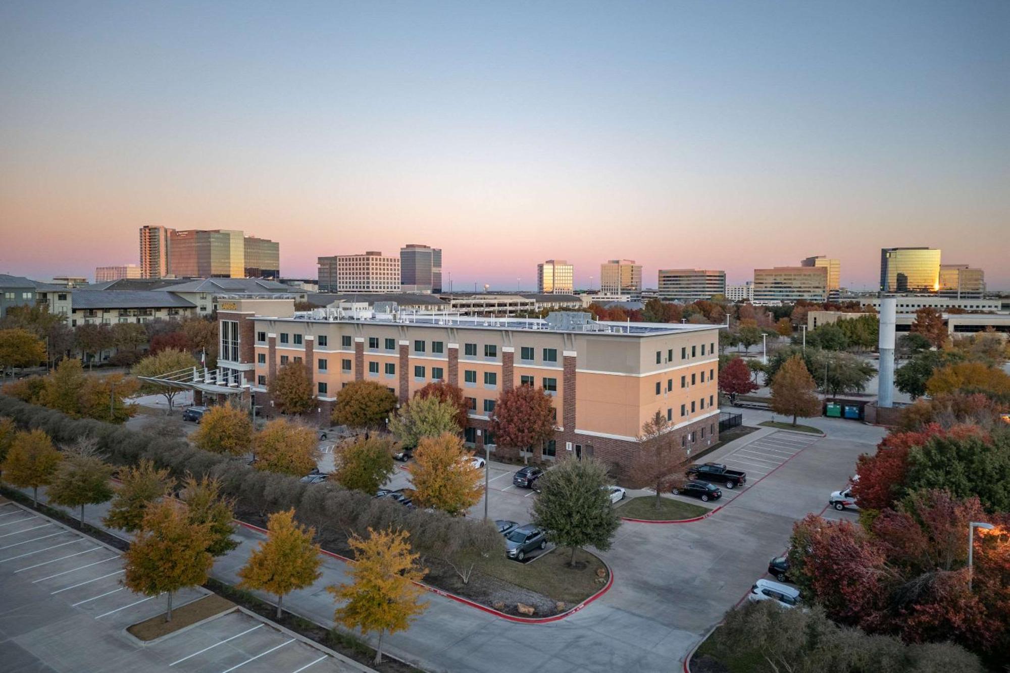 Cambria Hotel Plano - Frisco Exterior photo