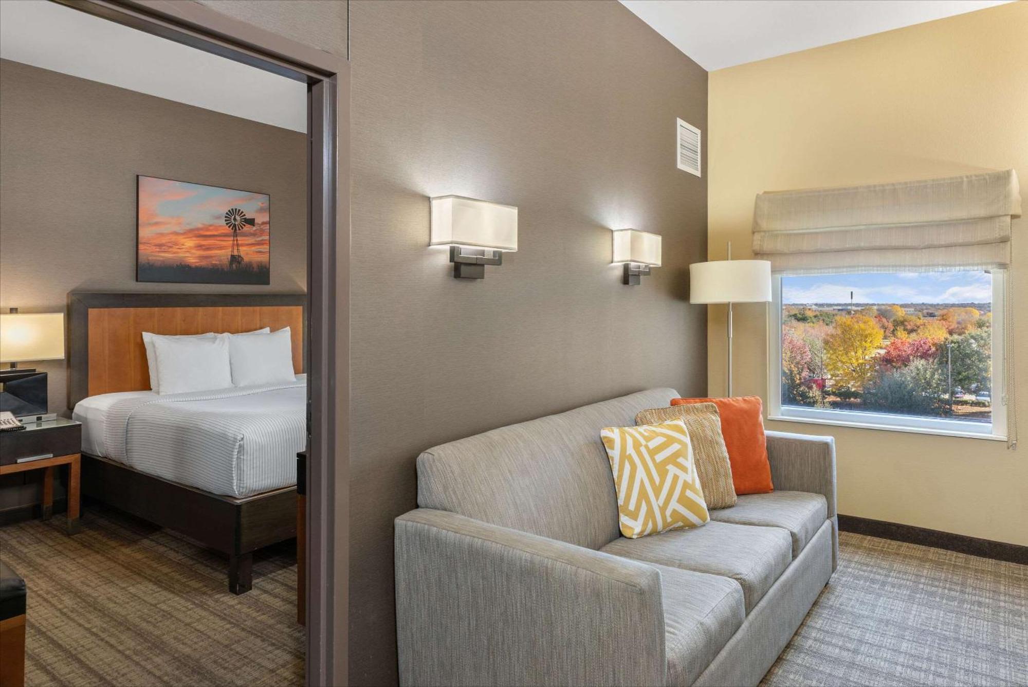 Cambria Hotel Plano - Frisco Exterior photo
